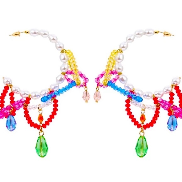 Zara Pearl Hoop Earrings - Picture 3 of 13